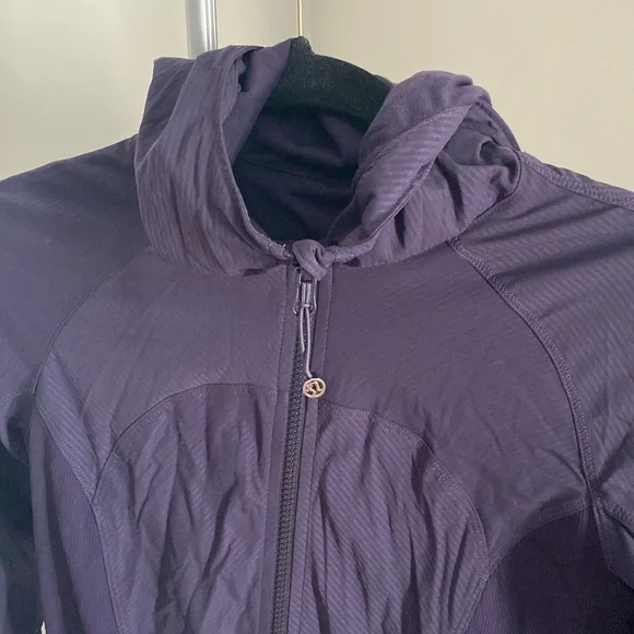 Lululemon Reversible Sweater - Picture 2 of 6